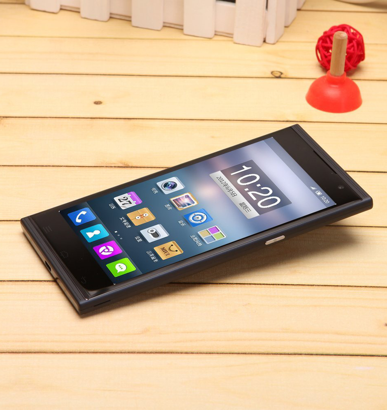 iRulu V1 5.5inch QHD Android 4.4 KitKat Smartphone Dual sim Card Cellphone